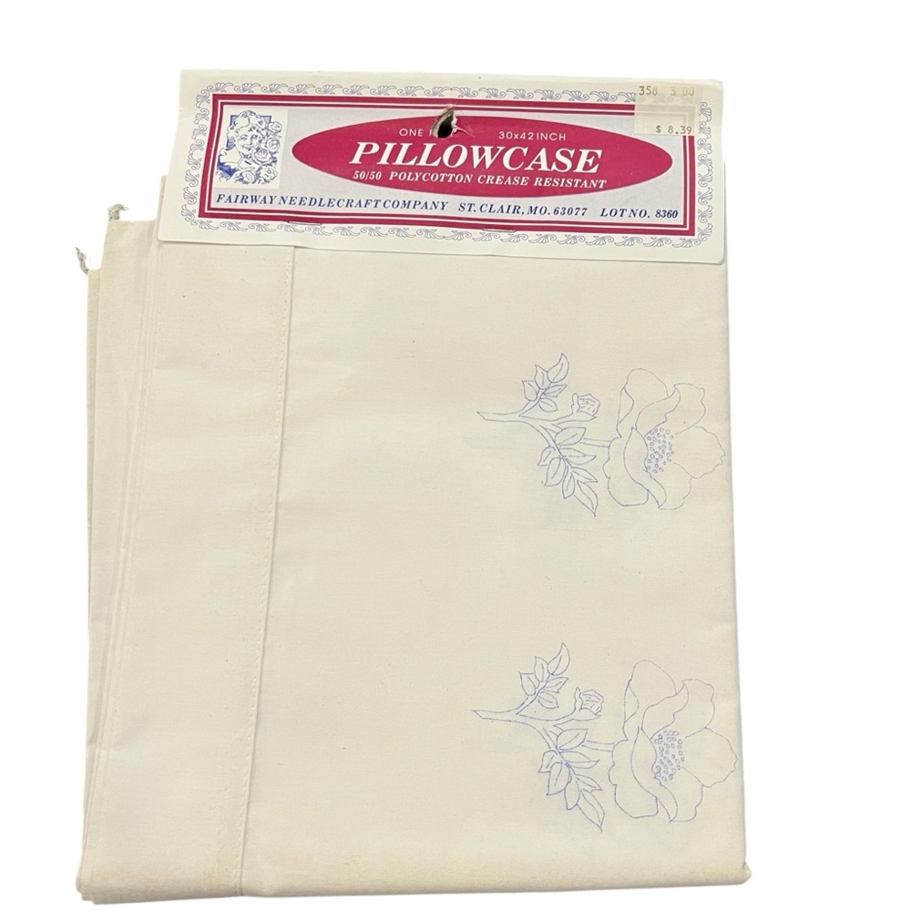Vtg 80s‎ Fairway Pair Pillowcases Stamped Embroidery FLORALS BUTTERFLY 30x42 NEW